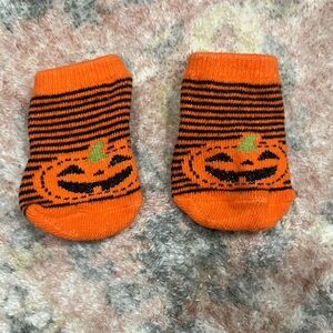 Pumpkin-Themed Baby Socks - Orange and Black 0-3 months